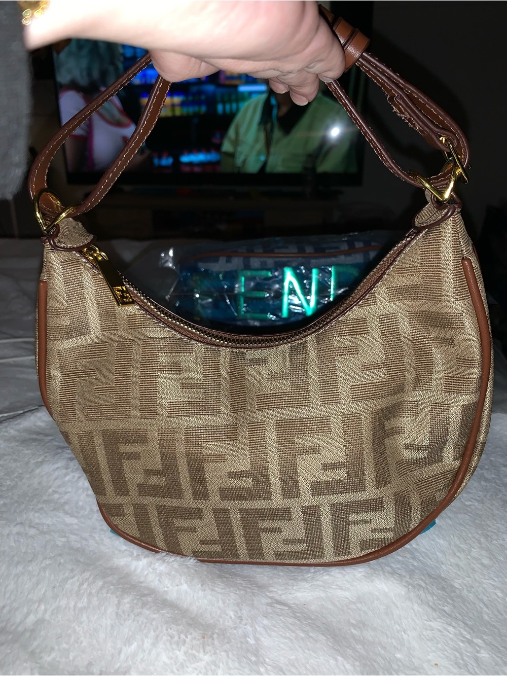 Brand New ! FASHION Brown purse with cross body strap included - Picture 4 of 7
